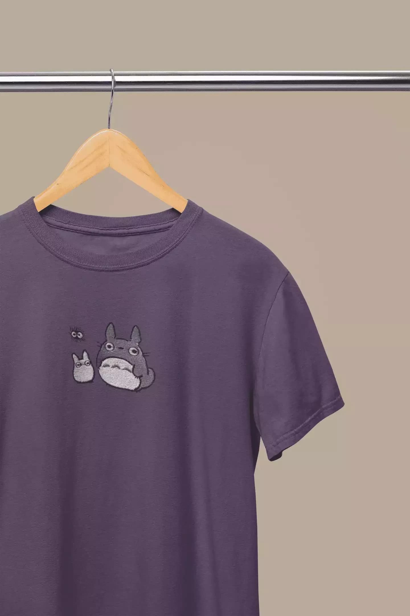 Totoro — T-shirt