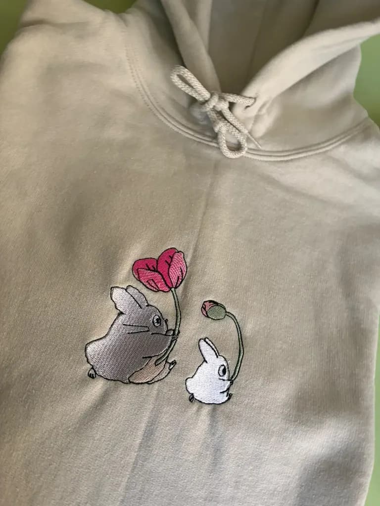 Totoro et sa fleur